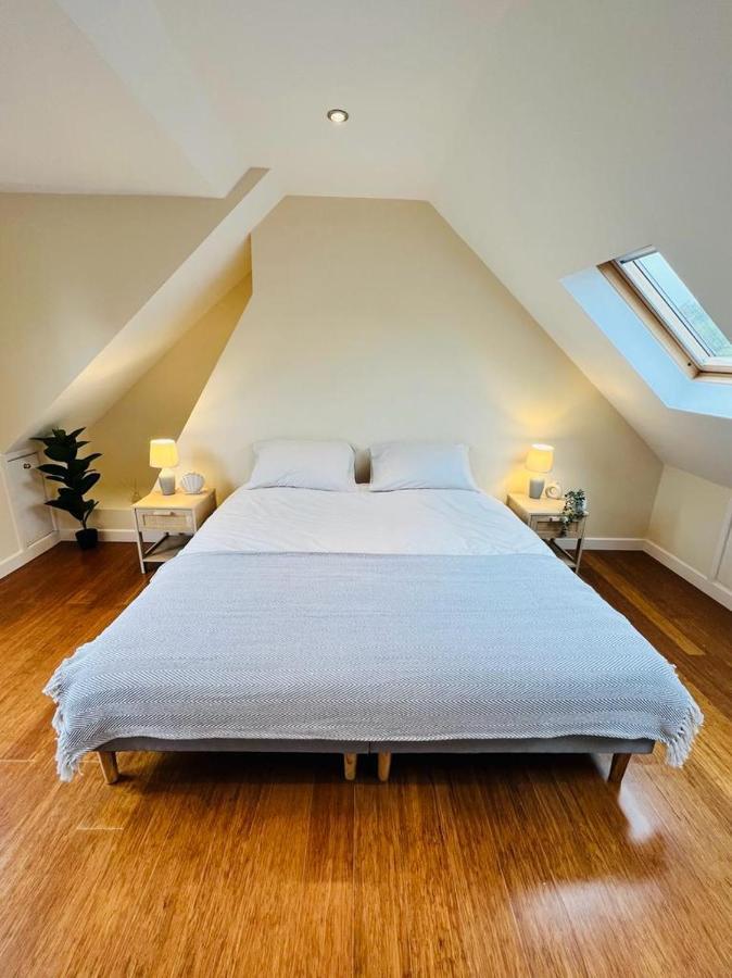 Family Home In Hampshire - Sleeps Up To 9 People With 3 Parking Spaces Winchester Exterior foto